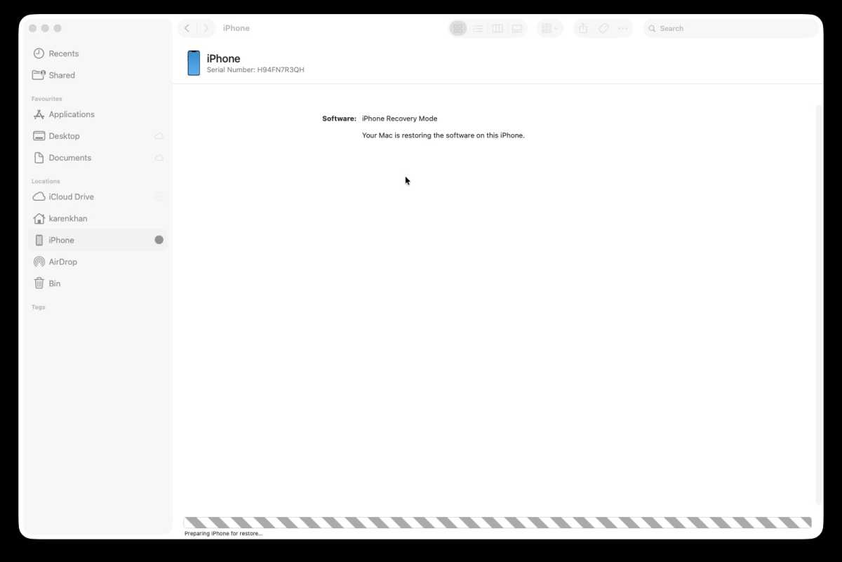 Recovery Mode restoring software on iPhone
