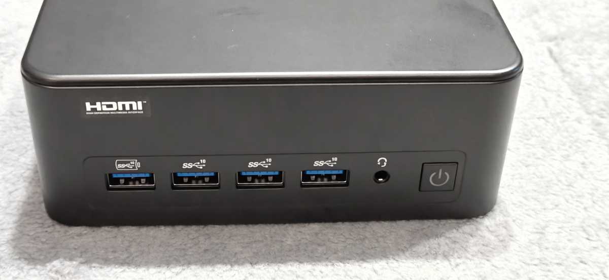 Test Geekom IT13 Max vorne