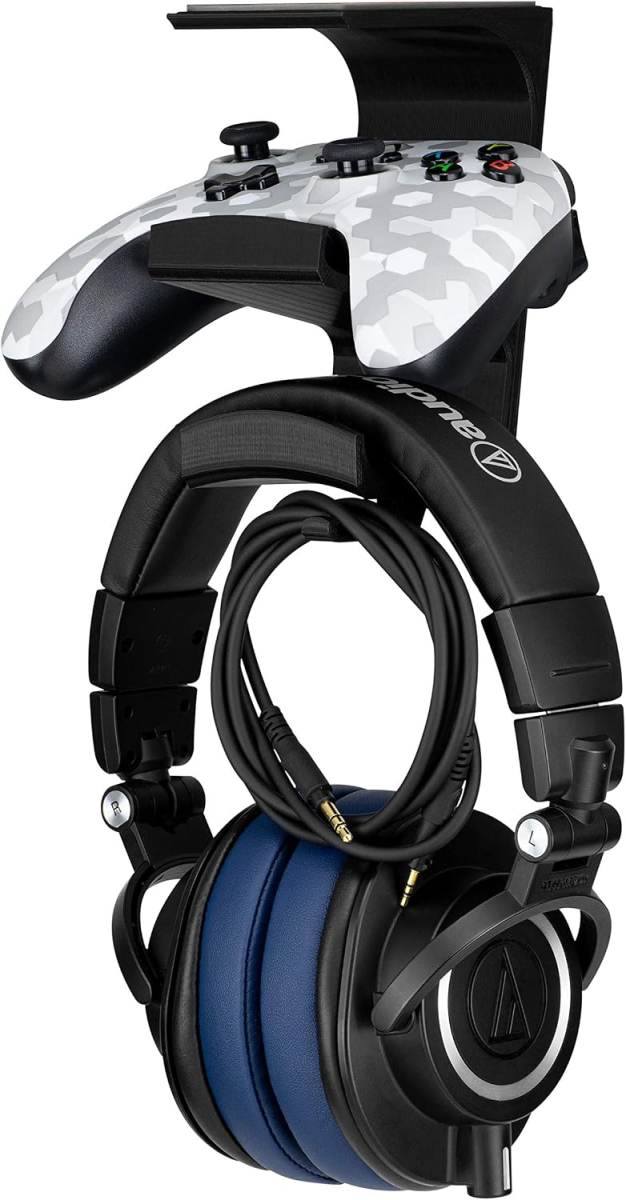 controller and headphone holder