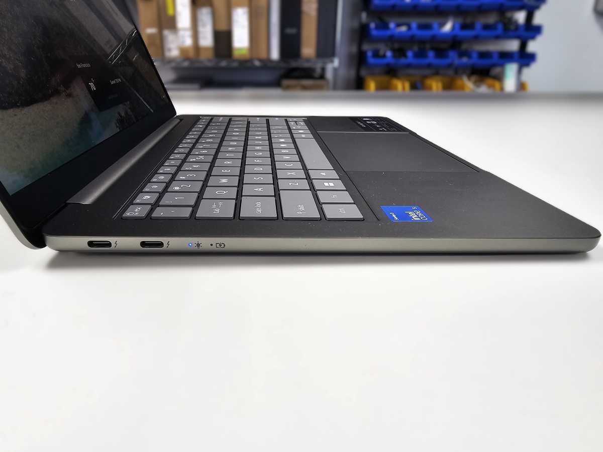 Acer Swift Air 14 left side