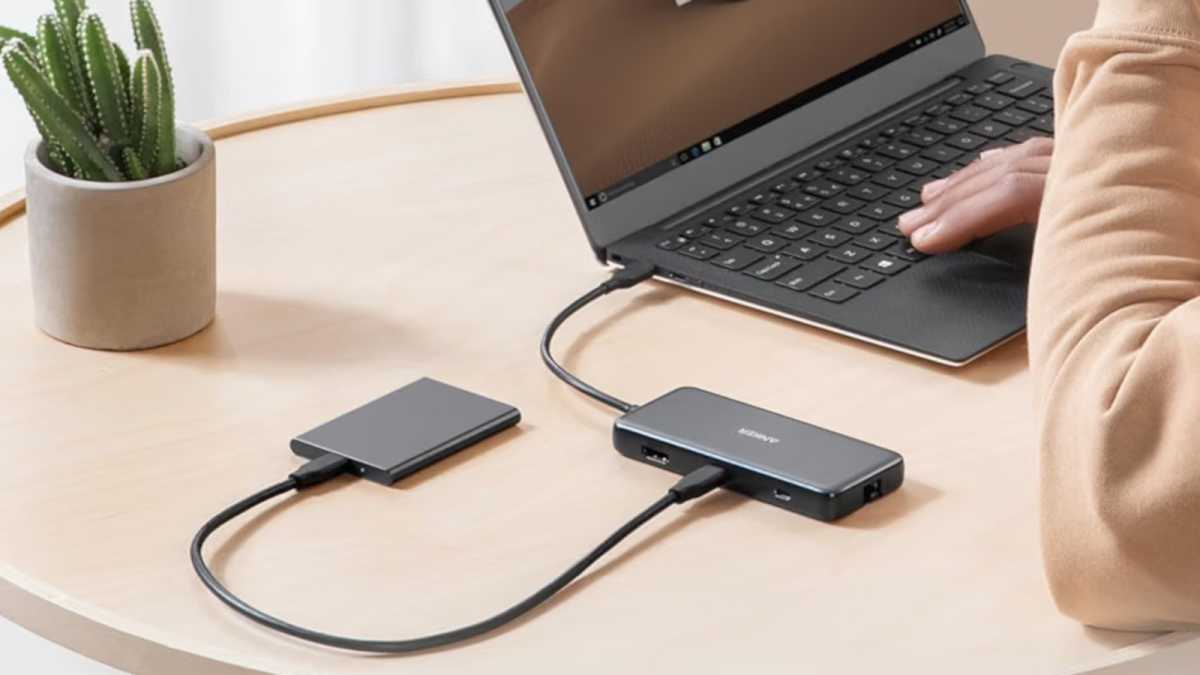 Anker 8-in-1 USB-C hub