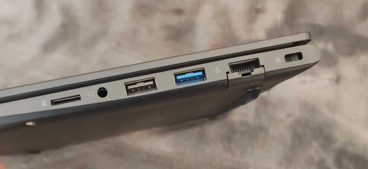 Chuwi UniBook rechts