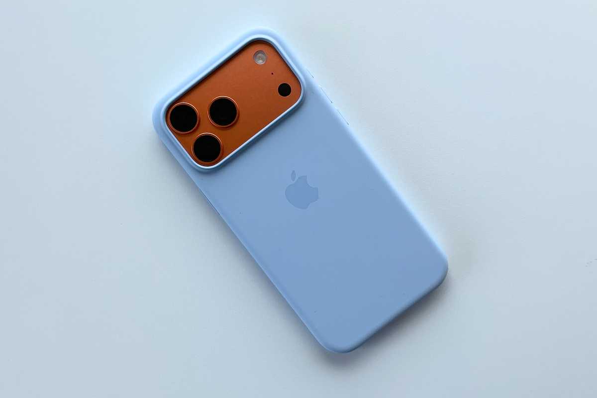 Glacier Orange iPhone 18 Pro Max