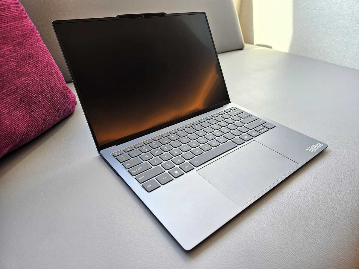 Lenovo ThinkBook AeroBlade concept 1