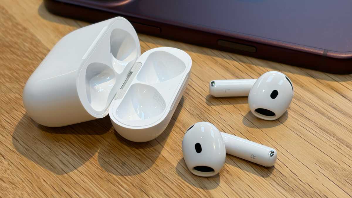 AirPods 5 buds and case
