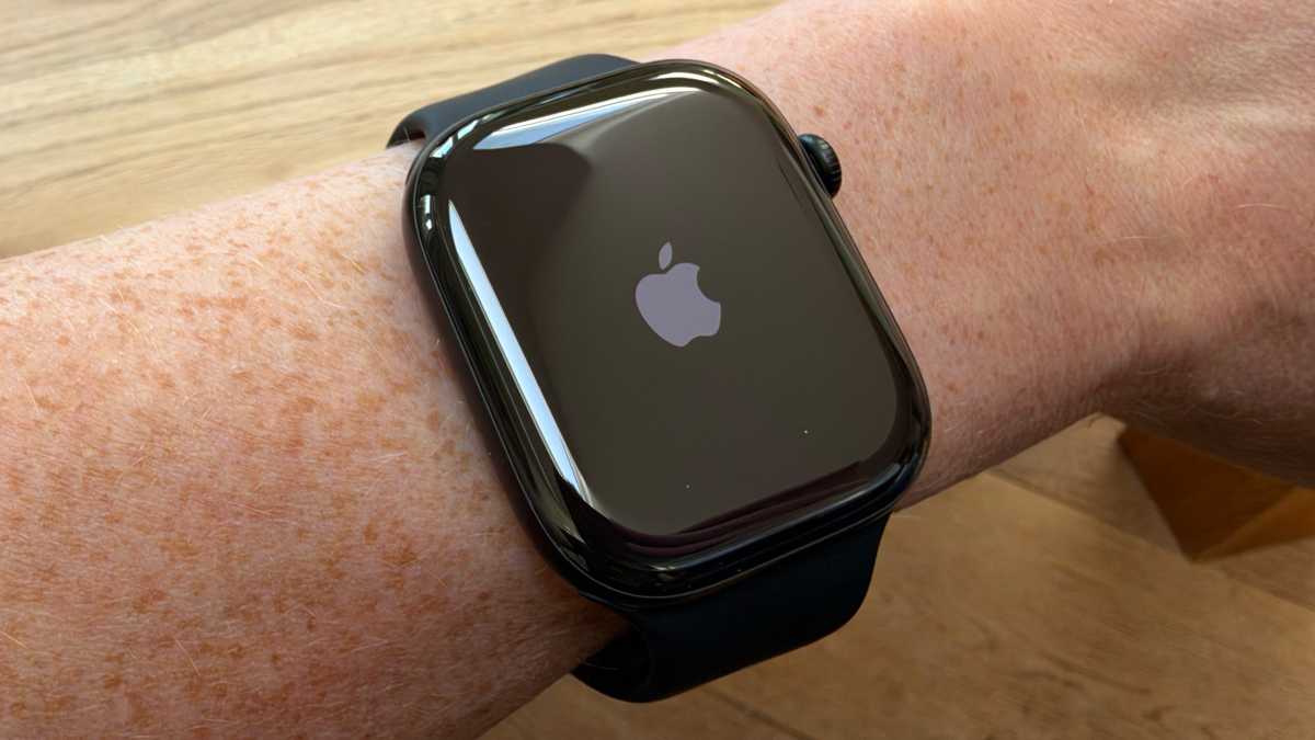 Apple Watch Series 12 resetting