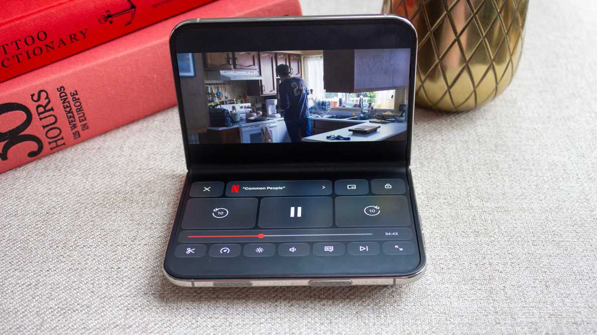 Apple iPhone Duo review